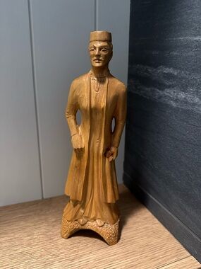 Vintage Hand Carved Wooden Figurine Woman Asian Folk Art Statue